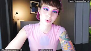 SassyKai Video  [MFC Video] cruising cuck office gordibuena