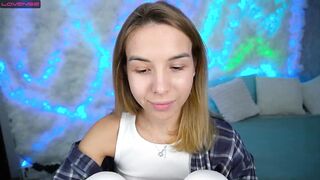 Tilli Video  [MFC Video] cum-on-ass puffy-pussy-lips novinha